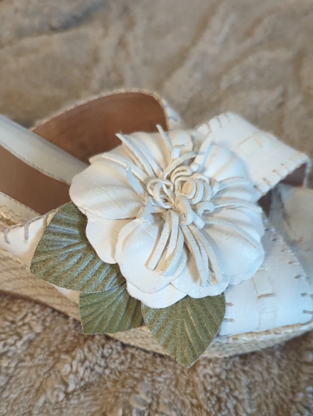 Cottagecore Milkmaid Womens Wedge Sandals Floral Neutral Quiet Luxury Dainty 9.5